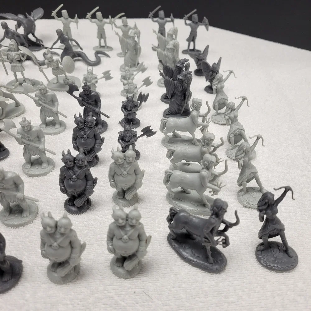 Adventure Terrain Fantasy Creatures Series 1 over 90 figures